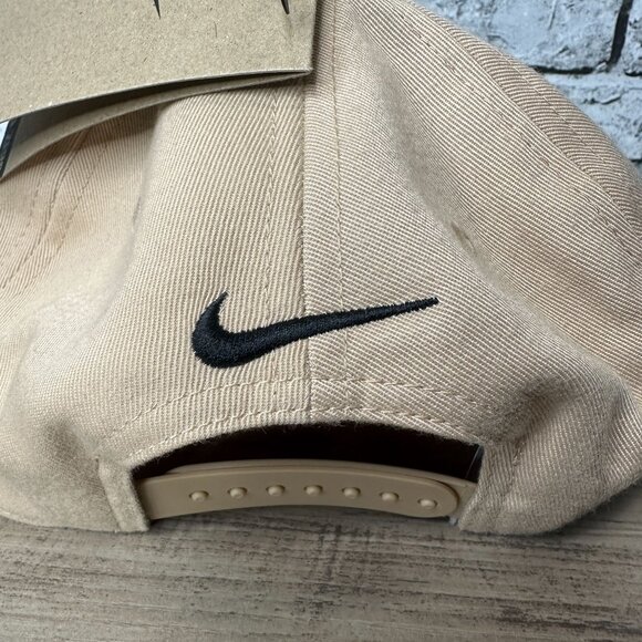 NWT Nike Men's Retro Pro Performance Snapback Hat Size S/M (Beige) HF7482-200 - Picture 7 of 14